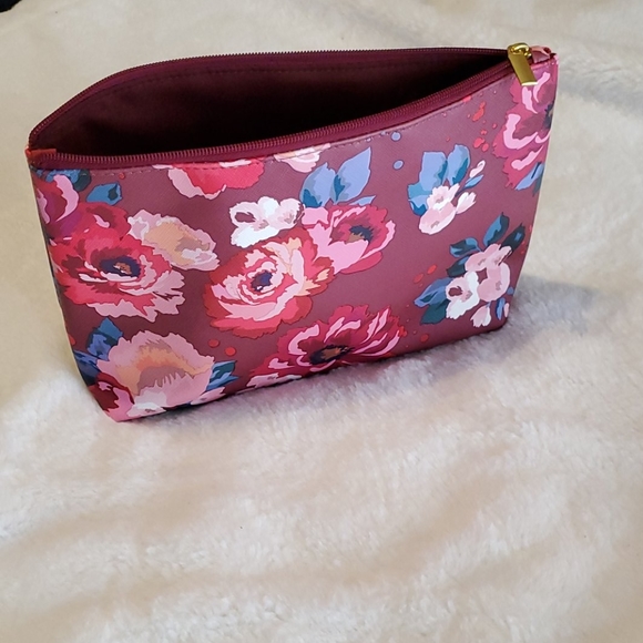 Large makeup bag - Picture 3 of 3